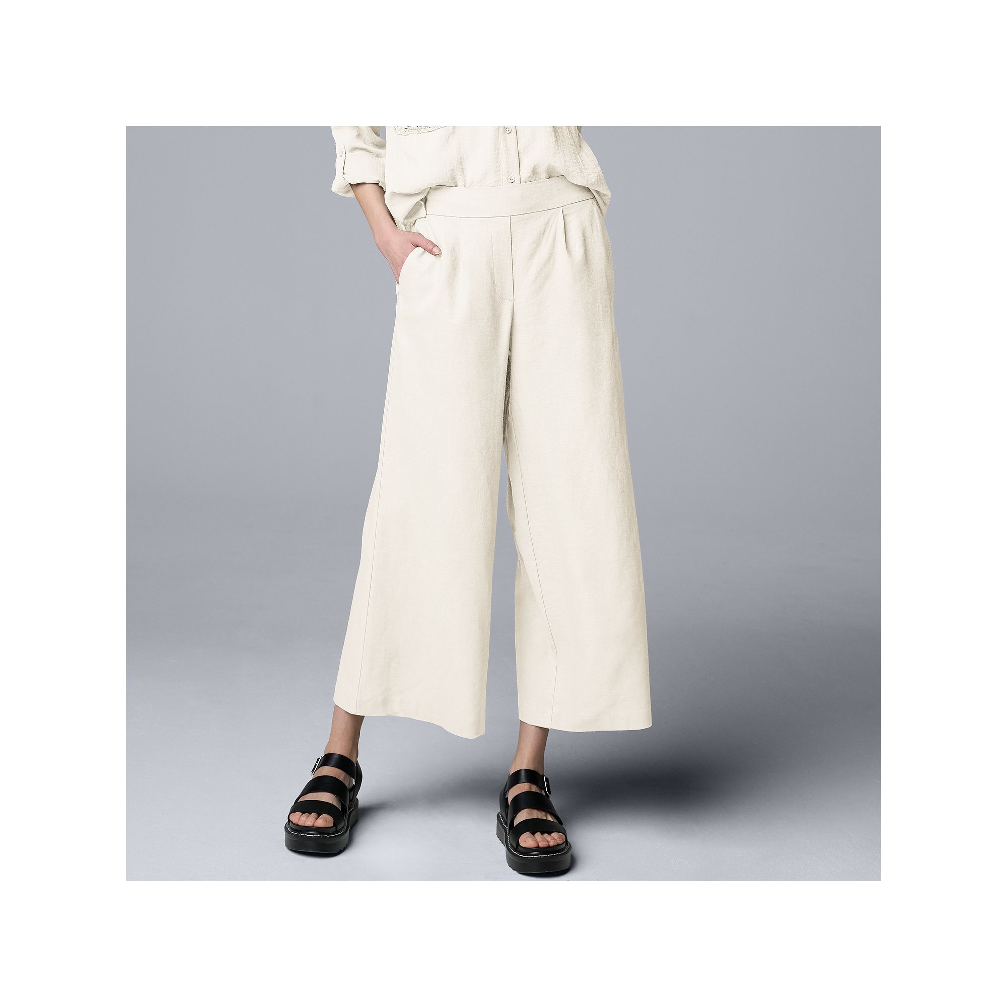 Womens Simply Vera Vera Wang Pull-On Pleated Capri Pants, Size: XS, White 