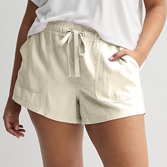 Juniors' Plus Size SO® Low Rise Pull On Linen Shorts