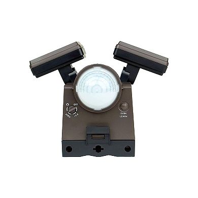 IQ America Battery-Powered LED Motion Security Flood Light, 700 Lumens