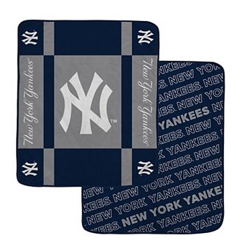Pegasus New York Yankees 60�۝ x 70�۝ Reverse Block Double-Sided Ultra Cozy Blanket