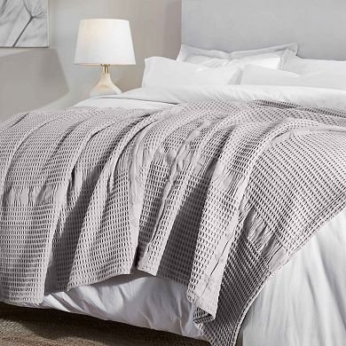 SUPERIOR Mai Geometric Waffle Medium Weight Cotton Blanket