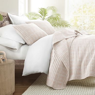 Home Collection Geometric Maze All Season Down-Alternative Quilt Set