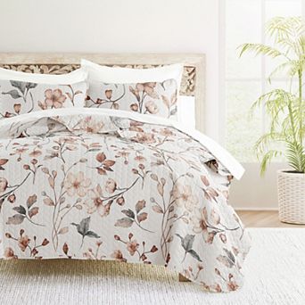 Home Collection Russet Floral All Season Down-Alternative Quilt Set