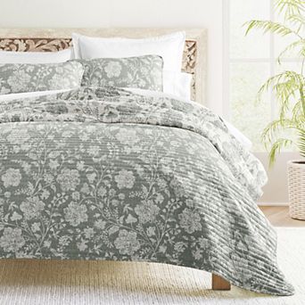 Home Collection Textured Floral Reversible All Season Down-Alternative Quilt Set