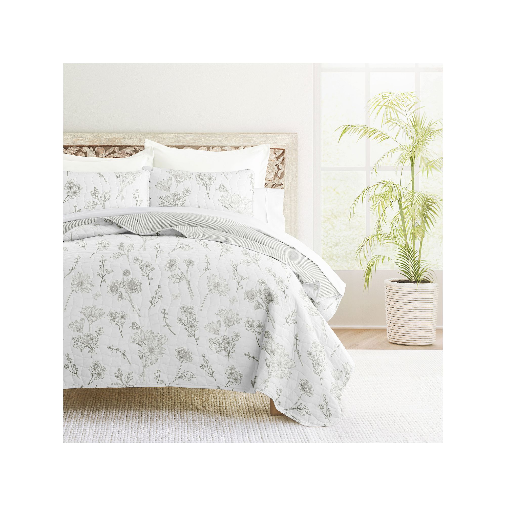 Home Collection Floral Patterned Reversible All Season Down-Alternative Qui