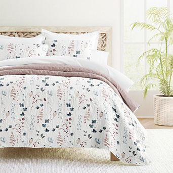 Home Collection Floral Patterned Reversible All Season Down-Alternative Quilt Set