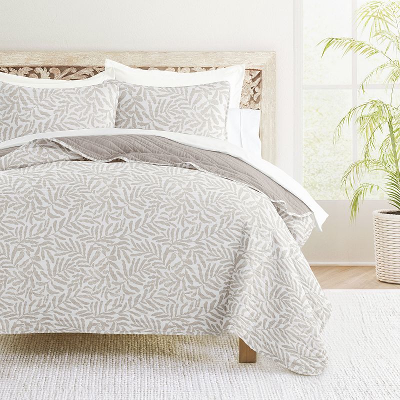 Home Collection Tossed Ferns Reversible All Season Down-Alternative Quilt Set, Tossed Ferns Brown