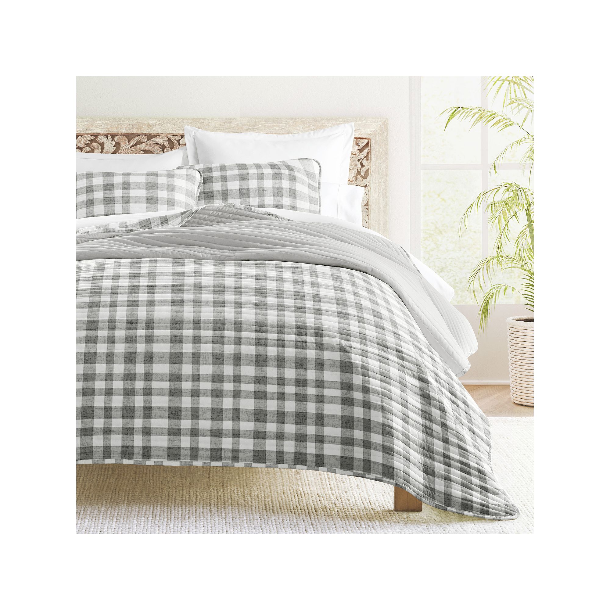 Home Collection Watercolor Plaid Reversible All Season Down-Alternative Qui