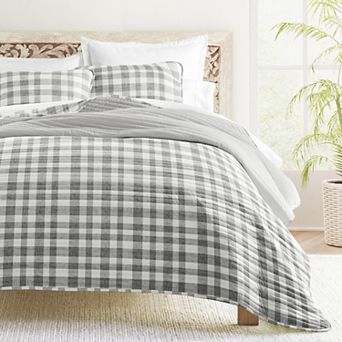 Home Collection Watercolor Plaid Reversible All Season Down-Alternative Quilt Set