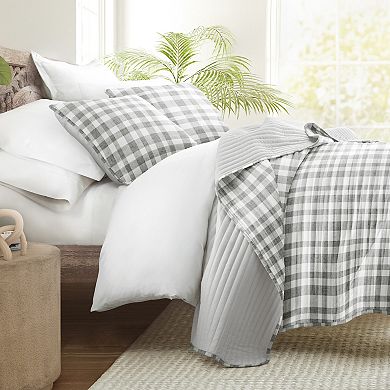 Home Collection Watercolor Plaid Reversible All Season Down-Alternative Quilt Set