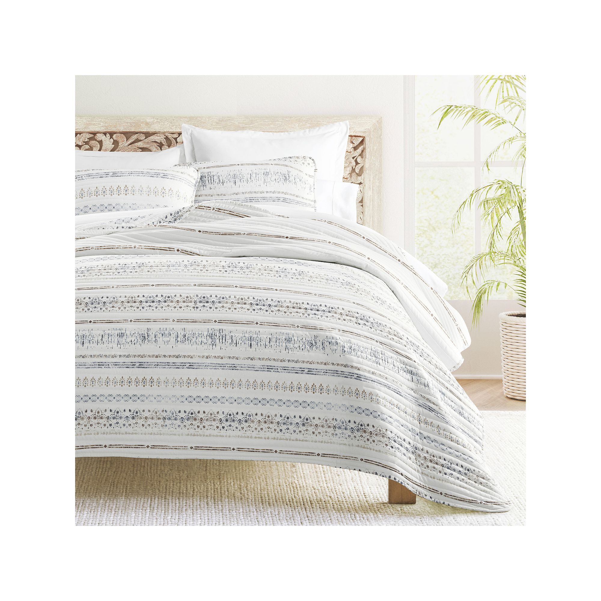 Home Collection Relic Stripe Reversible All Season Down-Alternative Quilt S