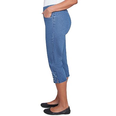 Petite Alfred Dunner Pearl Detailed Denim Capri Pants