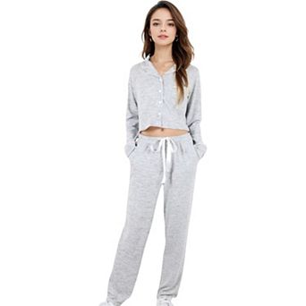 Women's Long Sleeve Button-Up Pajama Set with Piped Trim Details and Relaxed Fit