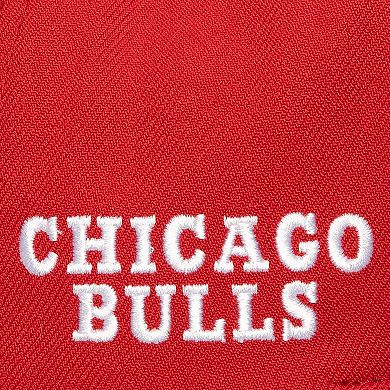 Men's Mitchell & Ness Red Chicago Bulls Starlight Snapback Hat