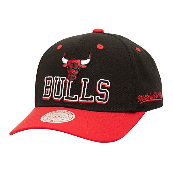 Men's Mitchell & Ness Black/Red Chicago Bulls Backside Script 2