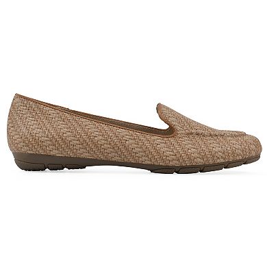 Cliffs by White Mountain Gutsy Women's Moc-Loafers