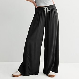 Juniors' SO® High Rise Baggy Wide Leg Pants