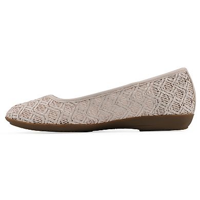 Cliffs by White Mountain Cariann Women's Ballet Flats