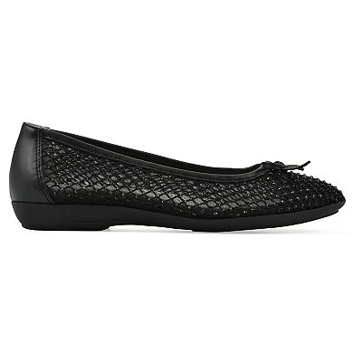 Cliffs by White Mountain Carlicia Women's Ballet Flats