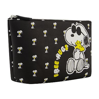 Peanuts Snoopy Free Hugs Travel Case