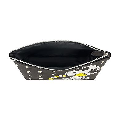 Peanuts Snoopy Free Hugs Travel Case