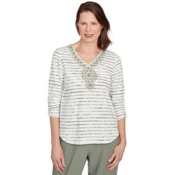 Petite Alfred Dunner Textured Medallion Neckline Top