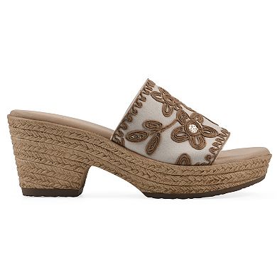 Cliffs by White Mountain Biancia Women's Floral Wedge Sandals