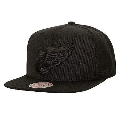 Men's Mitchell & Ness Black Detroit Red Wings Soul Strike Pearl Tonal Snapback Hat