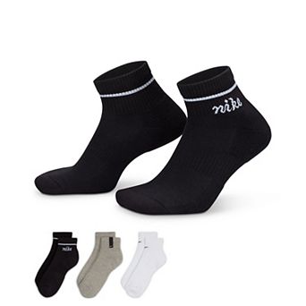 Women's Nike Everyday Plus Cushion Ankle Socks 3 pk