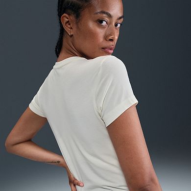 Women's Nike Slim Short Sleeve T-Shirt