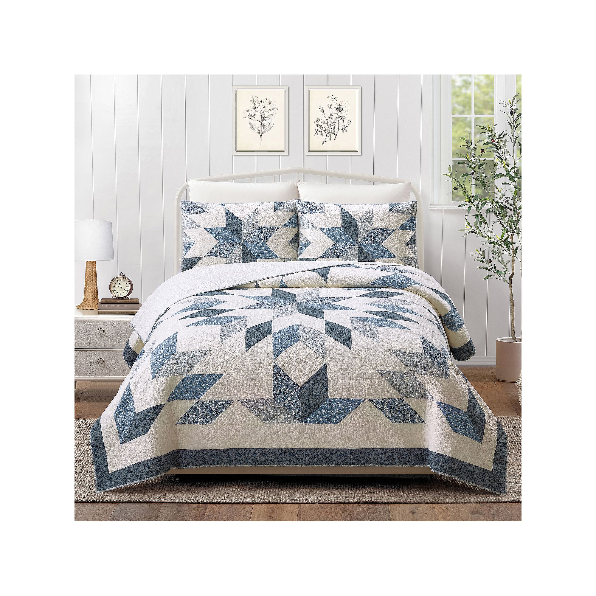 Modern Heirloom Bright Star Patchwork Quilt Set, Blue