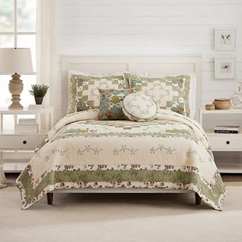 Modern Heirloom Olivia Quilt Set with Shams
