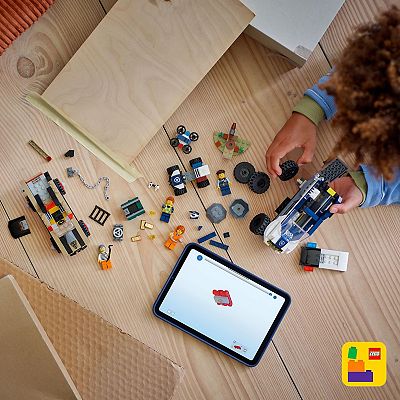 LEGO City Off-Road Police Car Chase Set – 60449