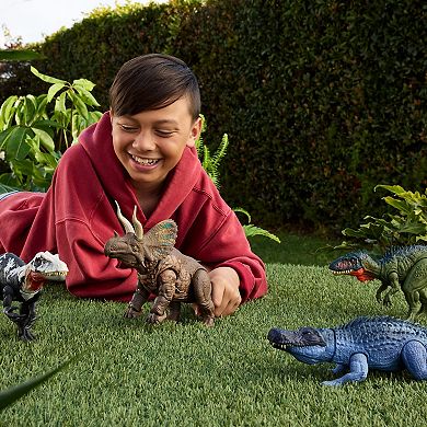 Mattel Jurassic World Rebirth Gigantic Thrashers Eotriceratops Dinosaur Figure Toy