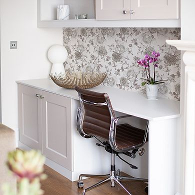 Tempaper Botanical Floral Peel and Stick Wallpaper