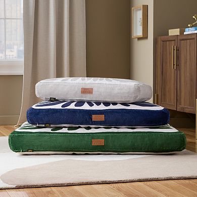 TCL Town & Country Luxe CuddleTown Matisse Everwash® Pillow Pet Bed