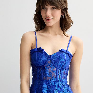 Juniors' Violet Weekend Embroidered Lace Mesh Corset Gown
