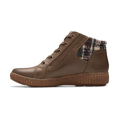Clarks Caroline Spice Women's Leather Ankle Boots With Zip Closure