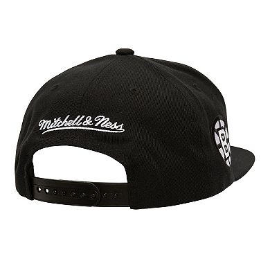 Men's Mitchell & Ness Black Boston Bruins Team Snapback Hat