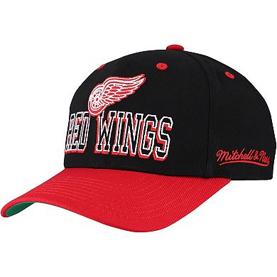 Men's Mitchell & Ness Black/Red Detroit Red Wings Backside Script Two-Tone Pro Crown Adjustable Hat