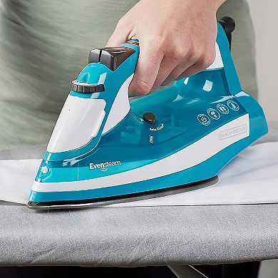 Black+Decker One Step Steam Iron in Turquoise