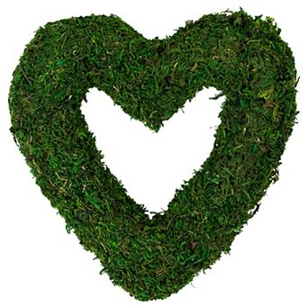 Northlight Green Reindeer Moss Heart Twig Artificial Wreath