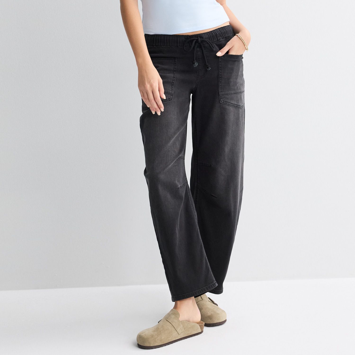 Женские джинсы SO Juniors' SO® Mid Rise Pull-On Barrel, цвет: Чёрный