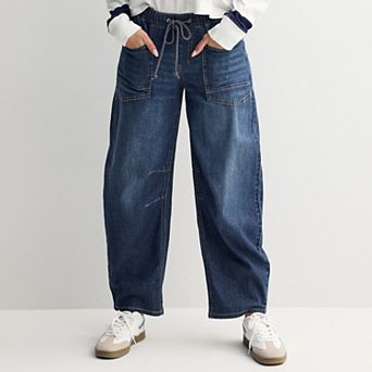 Juniors' SO® Mid Rise Pull-On Barrel Jeans