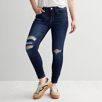 Juniors' SO® Curvy Low Rise Jeggings