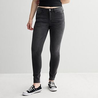 Juniors' SO® Curvy Low Rise Jeggings