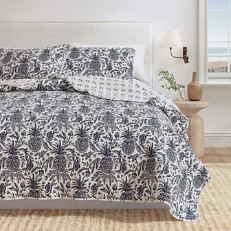 Madelinen® Tropical Pineapple Cotton Quilt Set with Shams