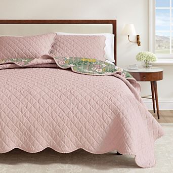 Madelinen® Reversible Floral Scalloped Quilt Set with Shams
