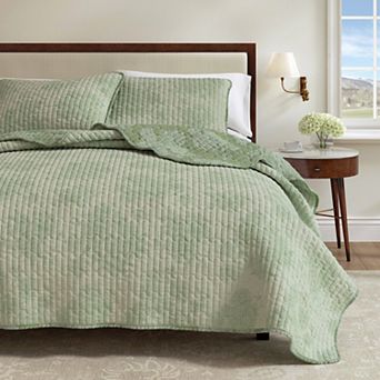 Madelinen® Reversible Floral Scalloped Quilt Set with Shams