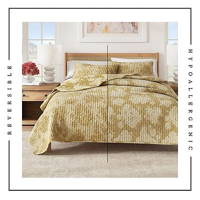 Madelinen® Vintage Floral Cotton Quilt Set with Shams